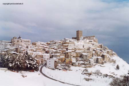 deliceto innevata